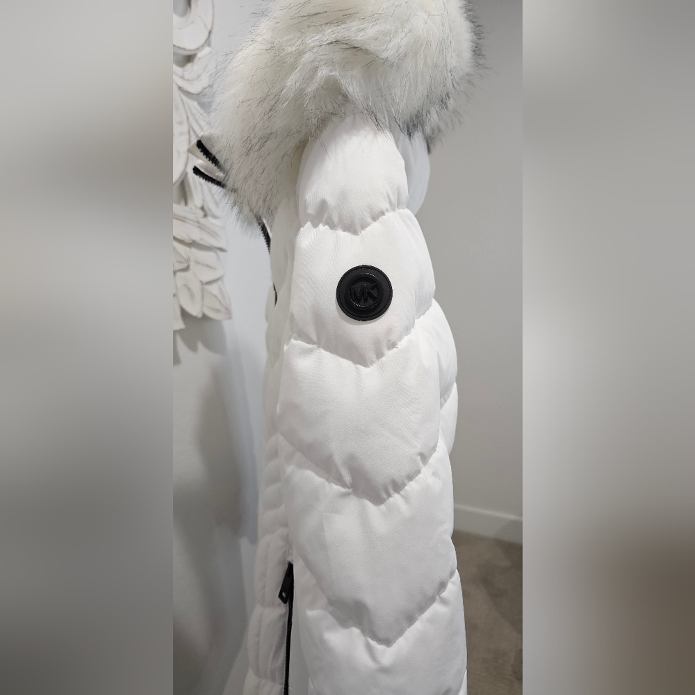 Michael Kors White Puffer Jacket Detachable Hood W/Fur Trim Women's Sz Large NWT - Picture 5 of 13